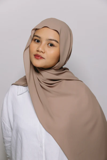 Mocha Mist — Instant Chiffon Hijab with Built-in Magnets